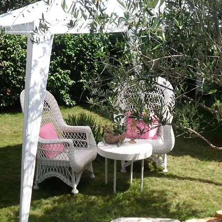 Jozefina Apartment *
