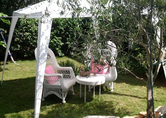 Jozefina Apartment *